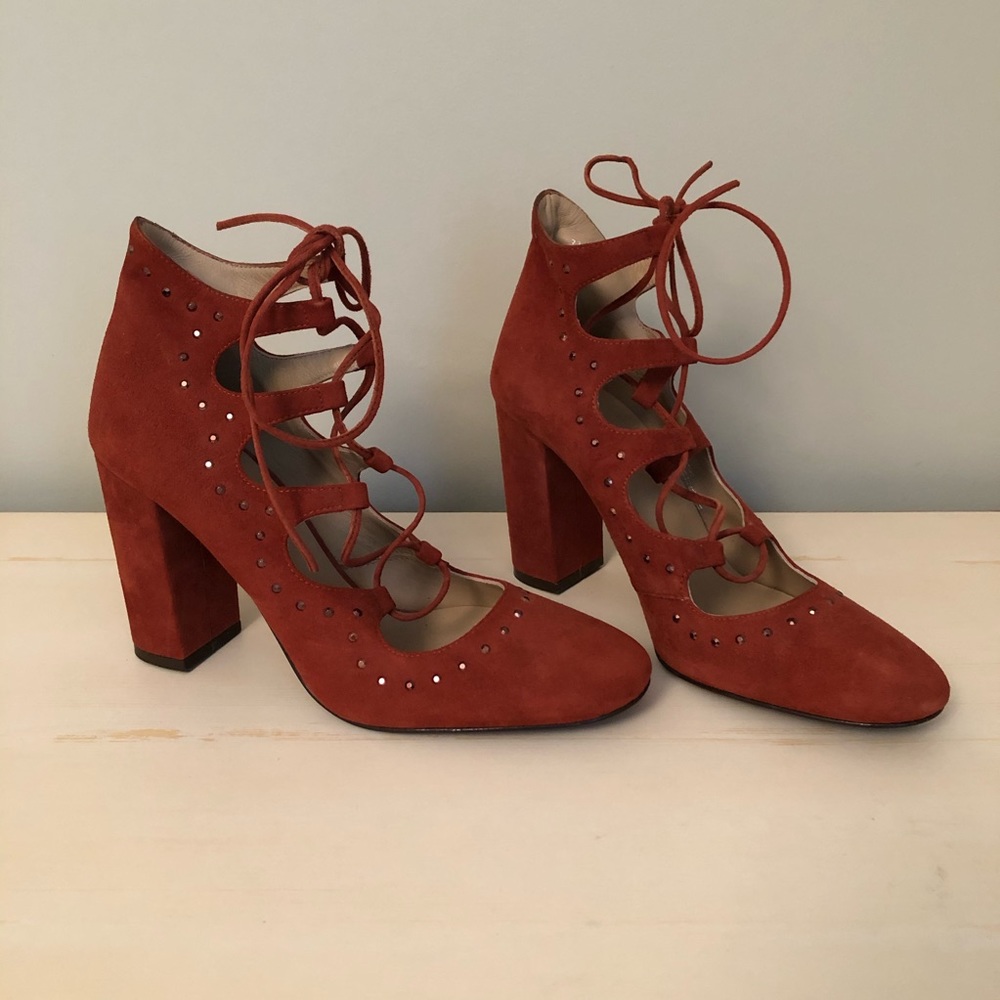 Spanish Leather Block Heel Shoes with Rhinestones